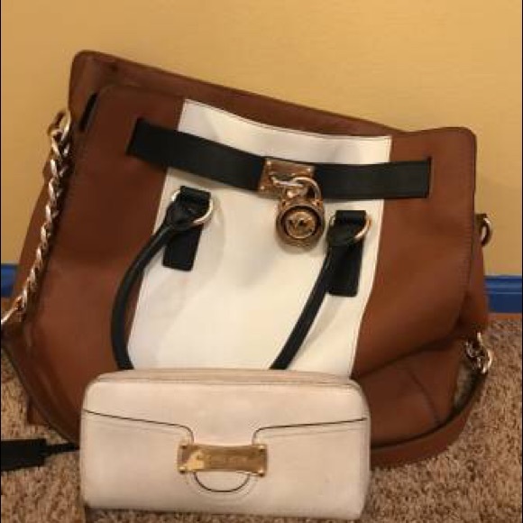 Two designer purses. - Picture 3 of 4